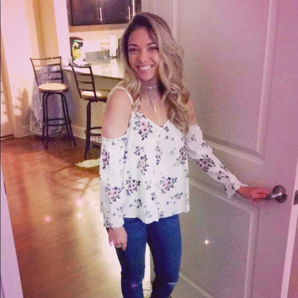 Meet your Posher, Kayla